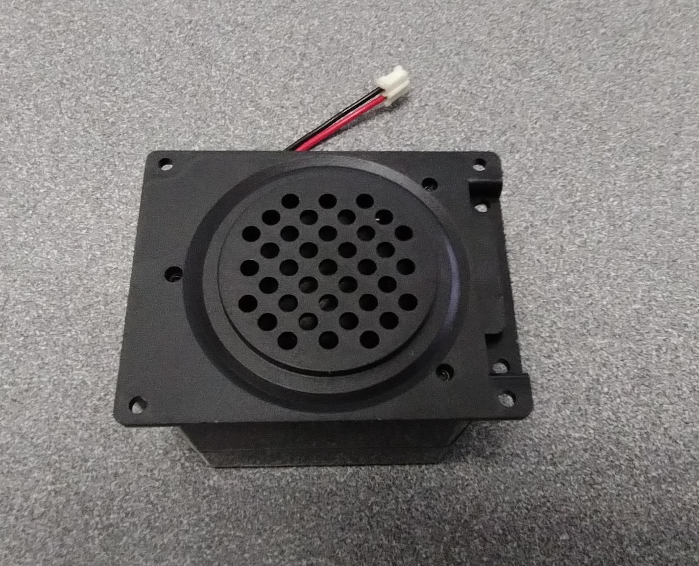 SPEAKER W/ ENCLOSURE / SOUND BARN